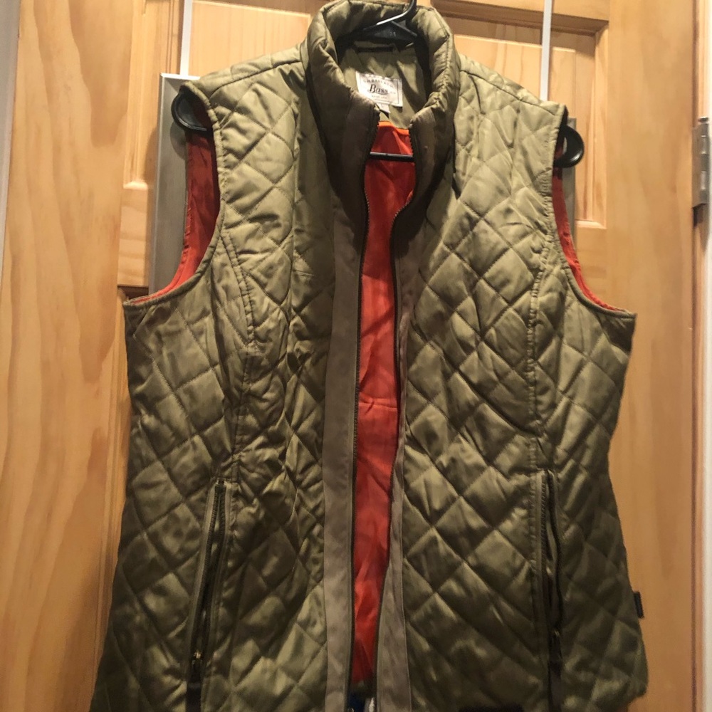 Puffy vest